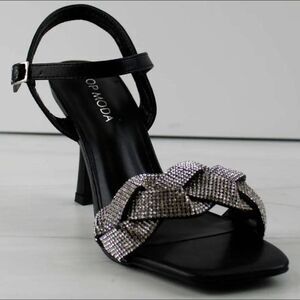 BRAND NEW TOP MODA  HEEL RHINESTONES EMBELLISHMENTS ANKLE STRAP SQUARE T…